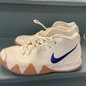 Nike Kyrie 4 “uncle drew” sneakers